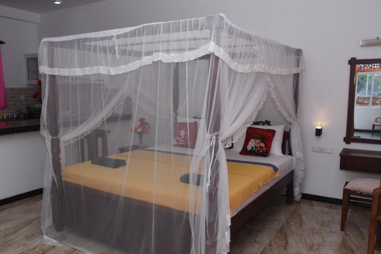 Indika'S Apartment 히카두와 외부 사진